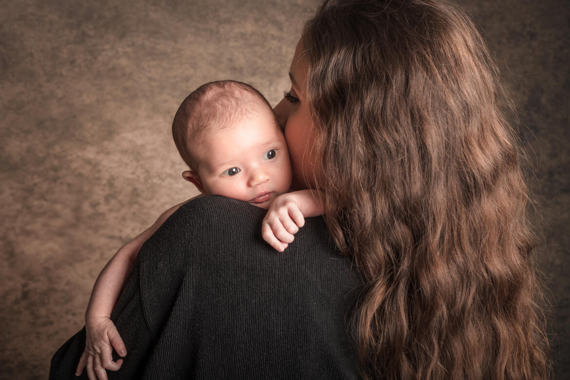 séance nouveau né bébé studio photo Guebwiller